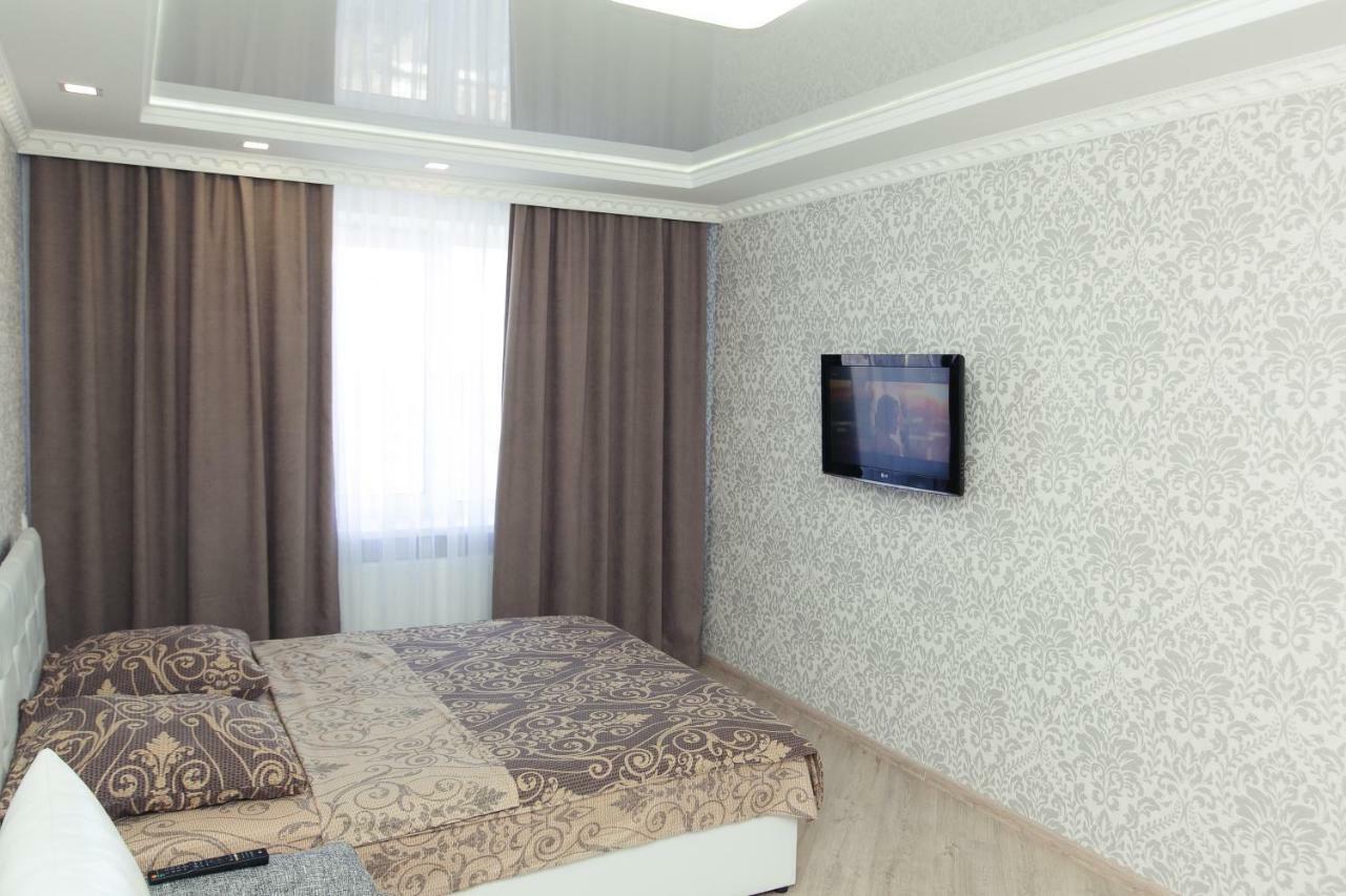 Luxury Apart-Hotel On Kondrateva Street Sumy Bagian luar foto