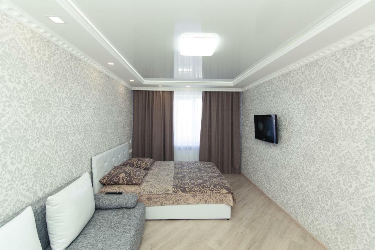 Luxury Apart-Hotel On Kondrateva Street Sumy Bagian luar foto